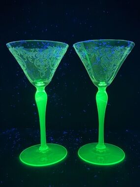 Rare 2 Tiffin Arcadian Psyche Green Stem Etched "Basket" URANIUM Water Glass